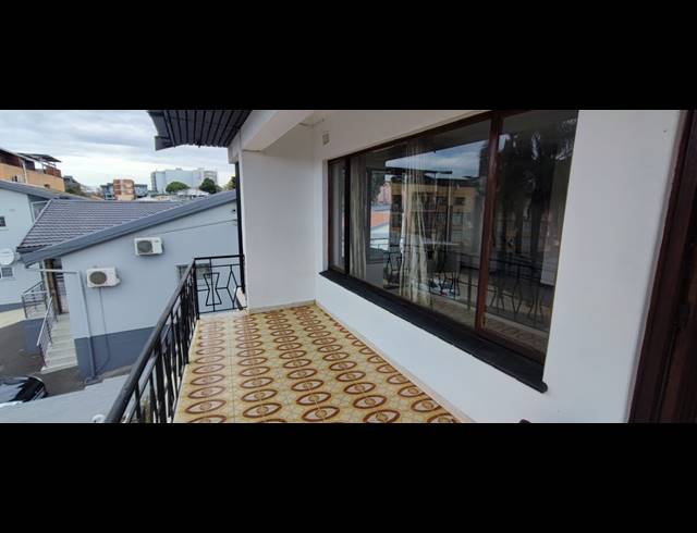 3 BEDROOM FLAT TO LET IN SYDENHAM